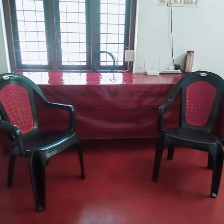 Thachattu Homestay Vaikom Bagian luar foto