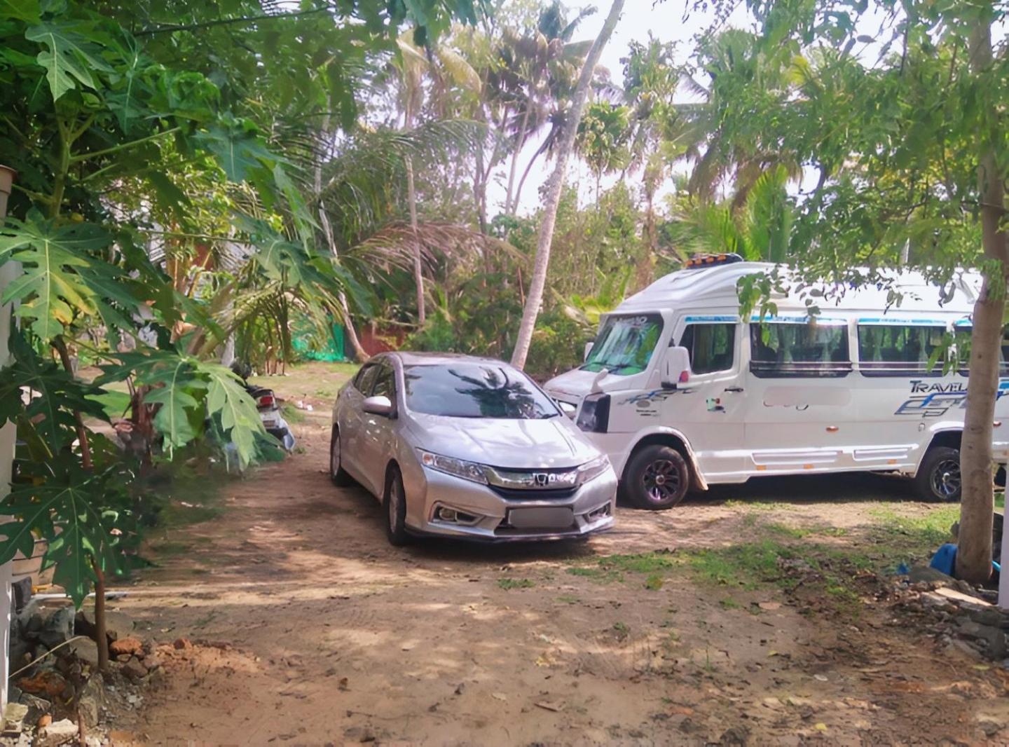 Thachattu Homestay Vaikom Bagian luar foto